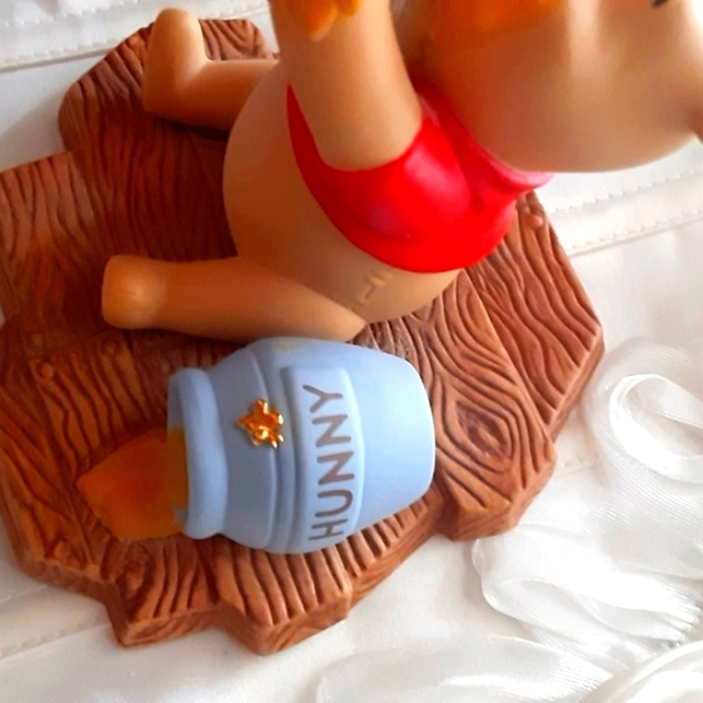 Winnie the Pooh Figurine Honey Pot Collectible Life is Sweet - Picture 5 of 7